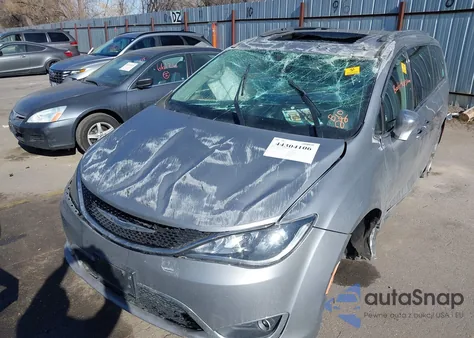 2018 Chrysler Pacifica Limited z USA, uszkodzony, nr VIN 2C4RC1GG9JR272402